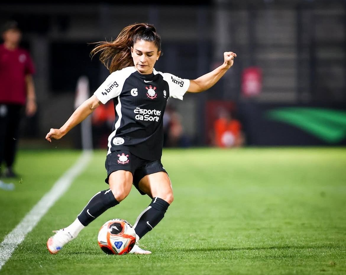 LETÍCIA SANTOS PODE ESTAR DE SAÍDA!