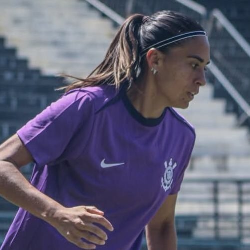 A PAIXÃO FALA MAIS ALTO