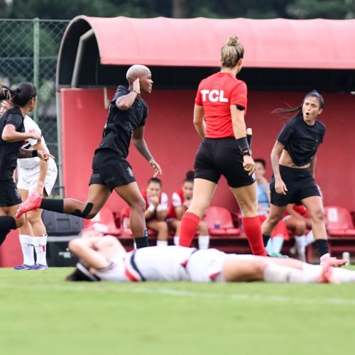 Partida entre São Paulo x Corinthians, realizado esta tarde no estádio Marcelo Portugal Gouvea, jogo válido pelo Campeonato Brasileiro Feminino - 2025. São Paulo / SP / Brasil - 26/04/2025. Foto: ©Rodrigo Gazzanel / Ag. Corinthians